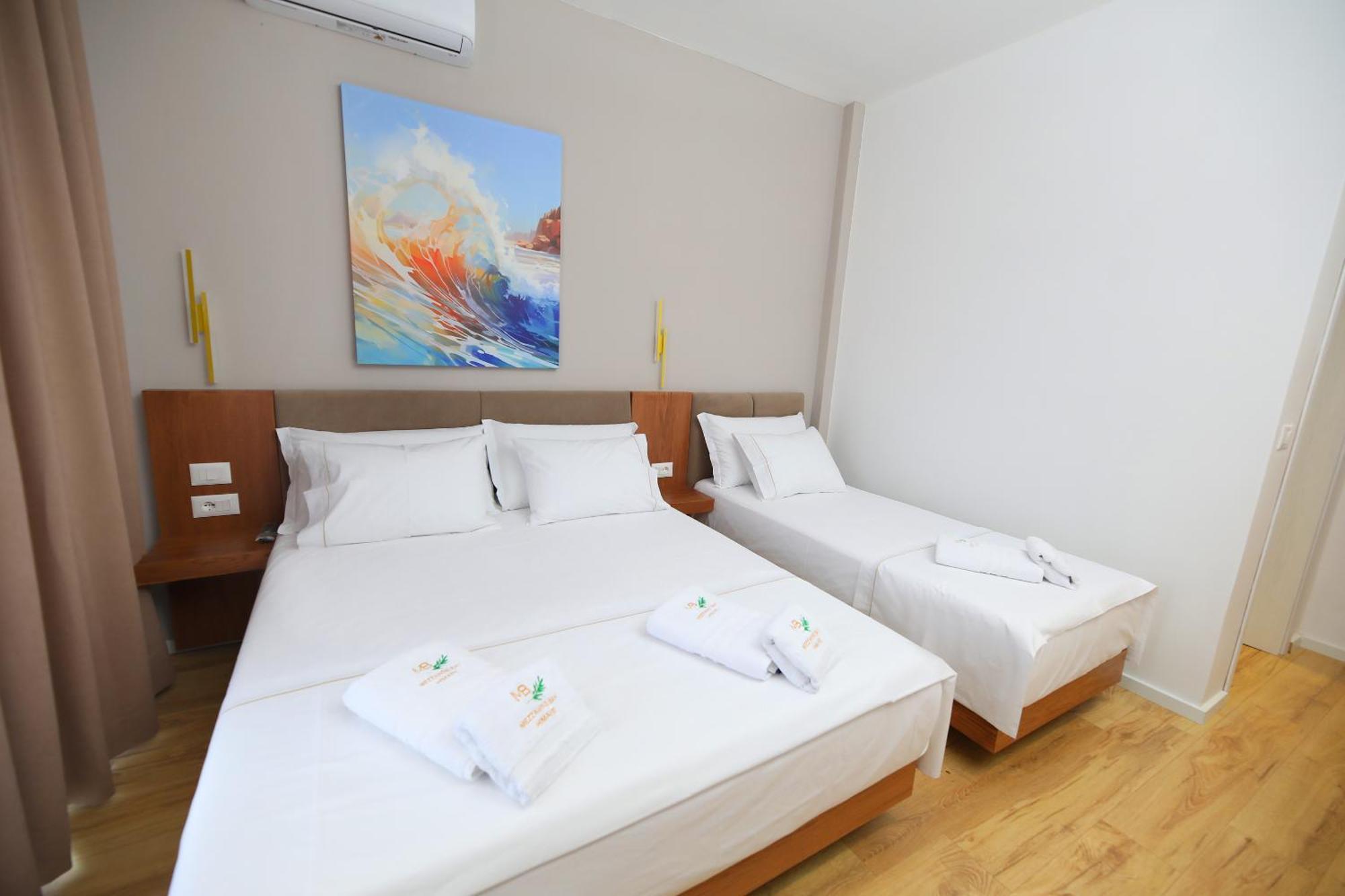 Mezzanine Bay Hotel Himare Ngoại thất bức ảnh