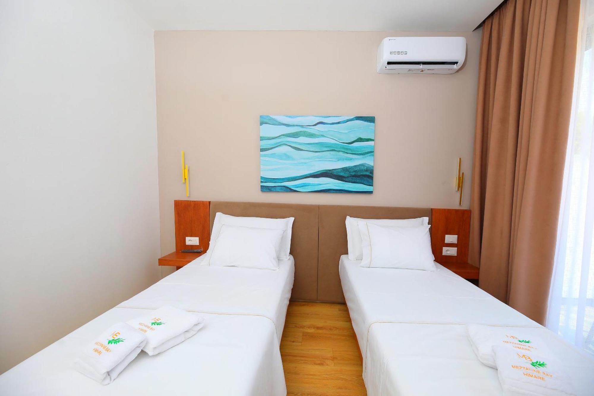 Mezzanine Bay Hotel Himare Ngoại thất bức ảnh