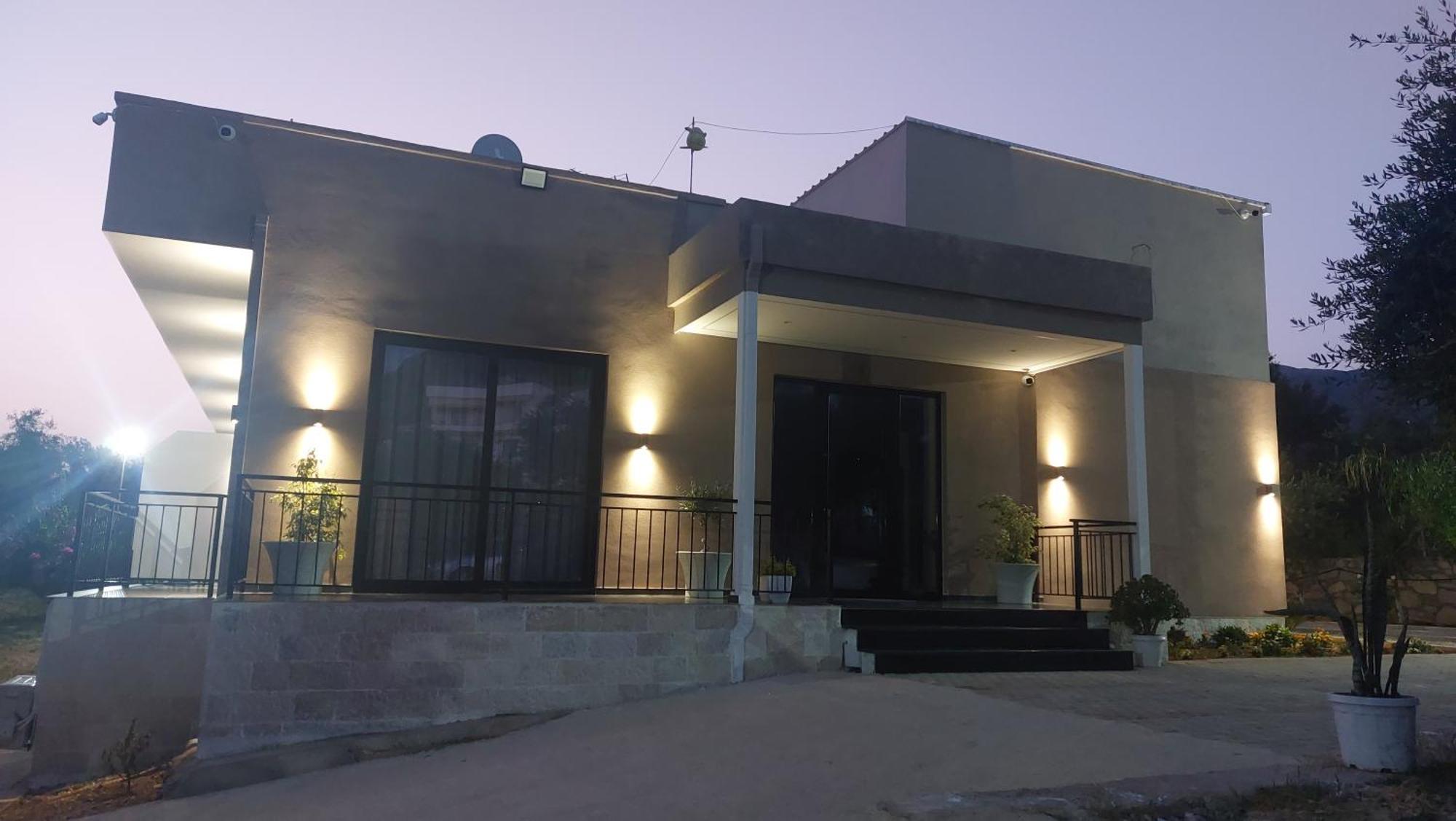 Mezzanine Bay Hotel Himare Ngoại thất bức ảnh